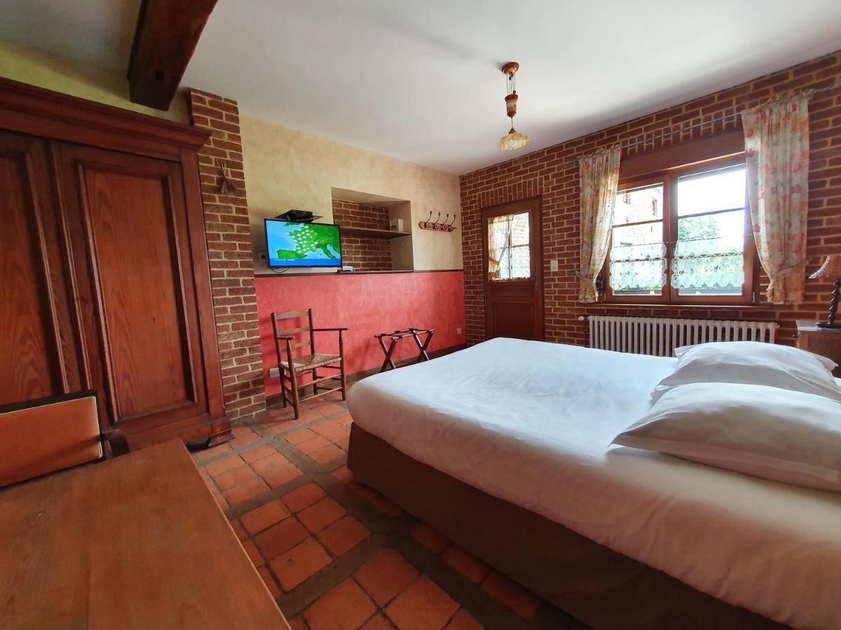 Les Mout'Anes Bed & Breakfast Saint-Hilaire-sur-Helpe Exterior foto