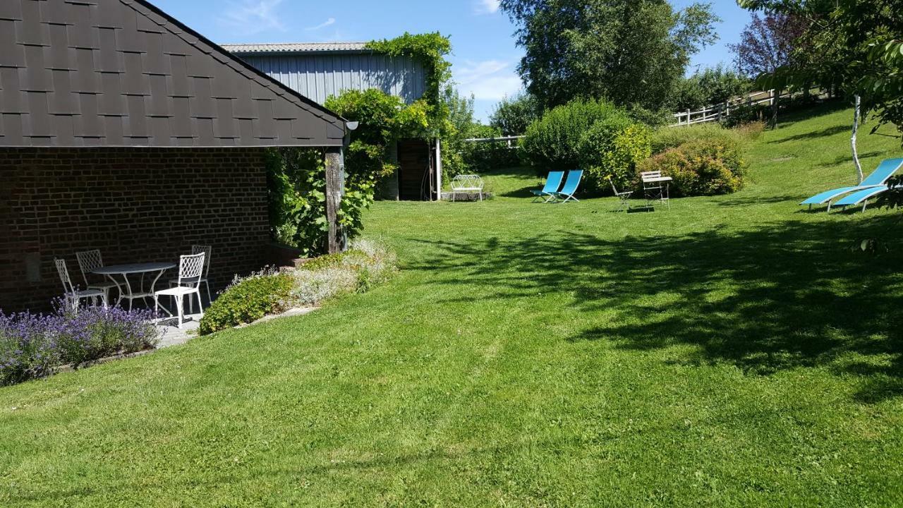 Les Mout'Anes Bed & Breakfast Saint-Hilaire-sur-Helpe Exterior foto